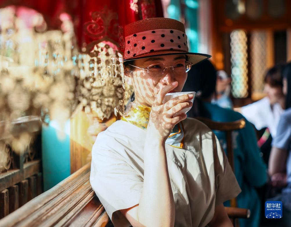 巴黎人免费登录